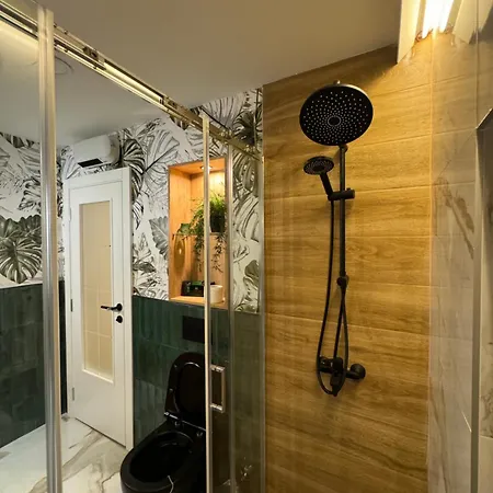 Romero Velvet Nights Appartement