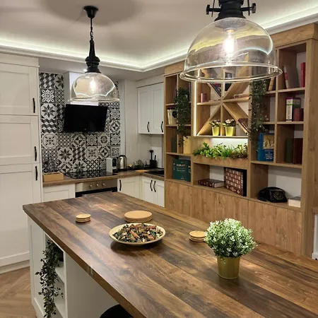 Romero Velvet Nights Appartement *